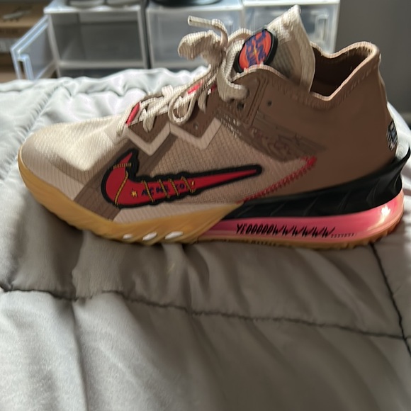 Nike Lebron James space jam baskets shoe - Picture 2 of 9